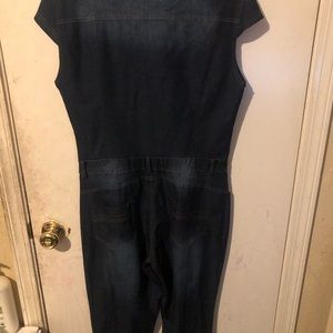Short sleeve dark denim jumper
